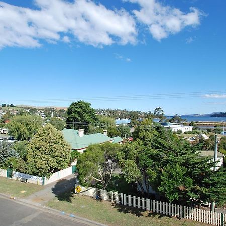 Triabunna Cabin & Caravan Park Exterior photo