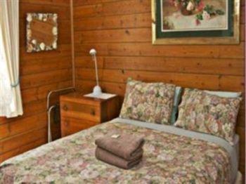 Triabunna Cabin & Caravan Park Exterior photo
